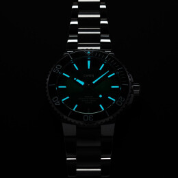 Aquis Date Calibre 400 01400776341570782409PEB