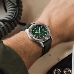 Avenger Automatic 42 A17328101L1X1