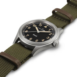 Khaki Field Quartz H69401930