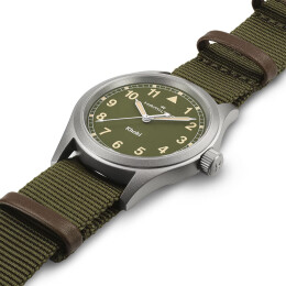 Khaki Field Quartz 38 mm H69401960
