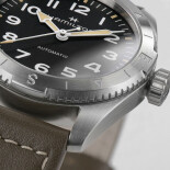Khaki Field Expedition Auto H70225830