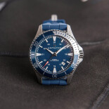 Khaki Navy Scuba Auto H82345341