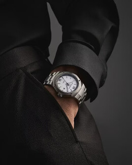 Riviera M0A10829
