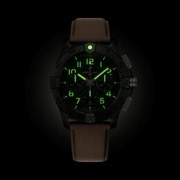 Avenger B01 Chronograph 42 Night Mission SB0146101B1X1